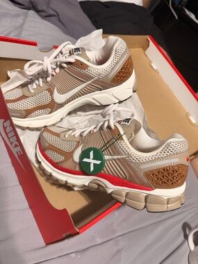 Nike Women's Beige, White & Red Sneakers